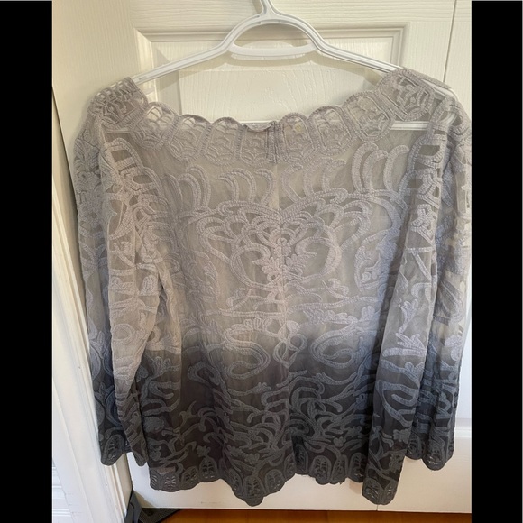 Anthropologie Gray Ombre Meadow Rue Ceala Scalloped Blouse - Picture 3 of 3